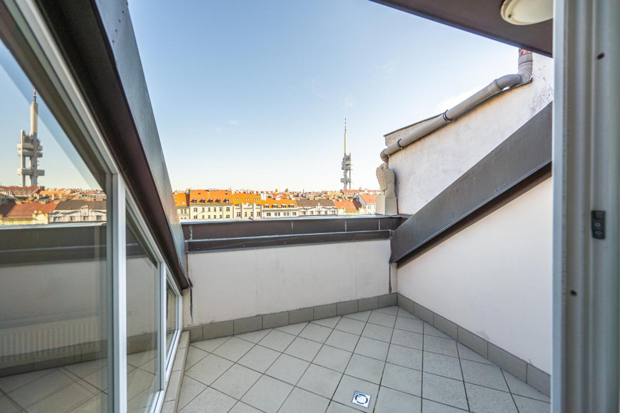 Jiriho Z Podebrad Apartamento *