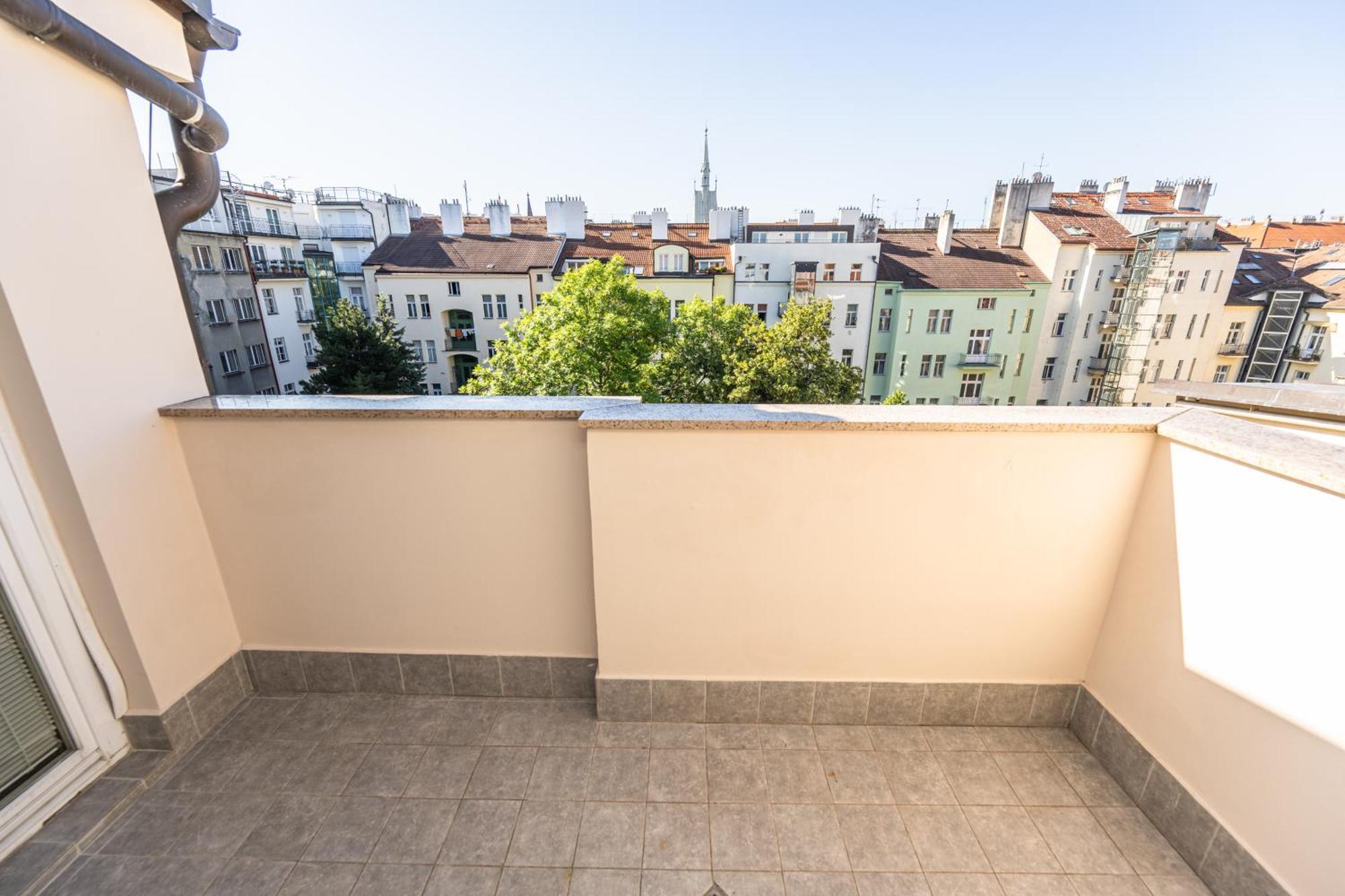 Jiriho Z Podebrad Apartamento